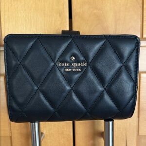 Pre-Owned Kate Spade Carey Quilted Medium Compartment Black Wallet